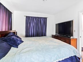 835 Apgar St, Oakland CA 94608
