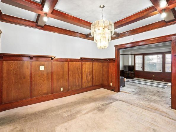 835 Apgar St, Oakland CA 94608
