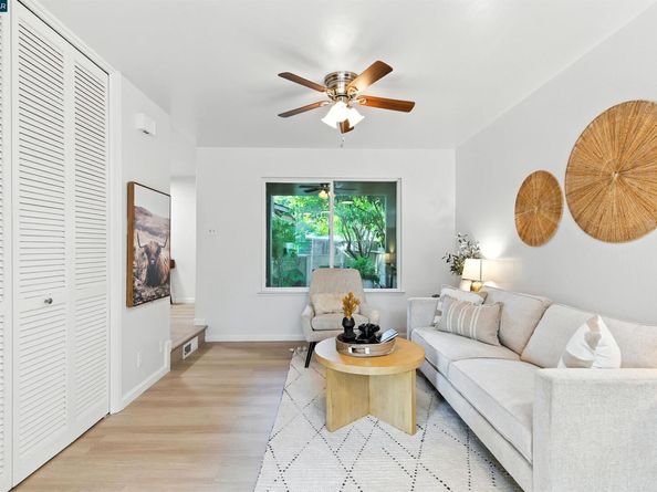 208 Siskiyou Ct., Walnut Creek CA 94598