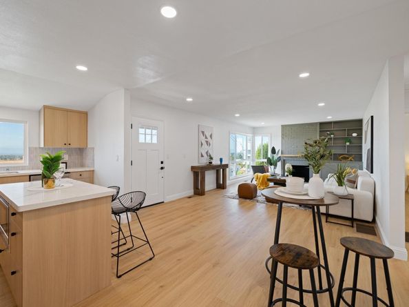 16068 Gramercy Dr, San Leandro CA 94578