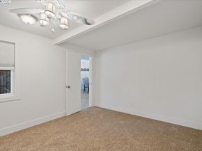 2082 Overhill Rd, Concord CA 94520