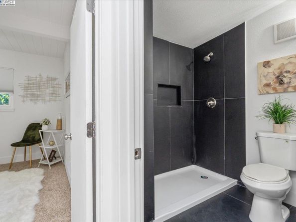 2082 Overhill Rd, Concord CA 94520