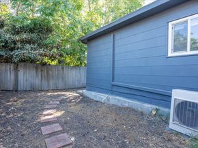 2082 Overhill Rd, Concord CA 94520