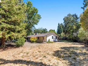 3084 Walnut Blvd, Walnut Creek CA 94596