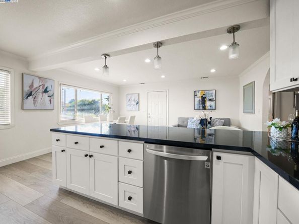 36706 Hafner St, Newark CA 94560