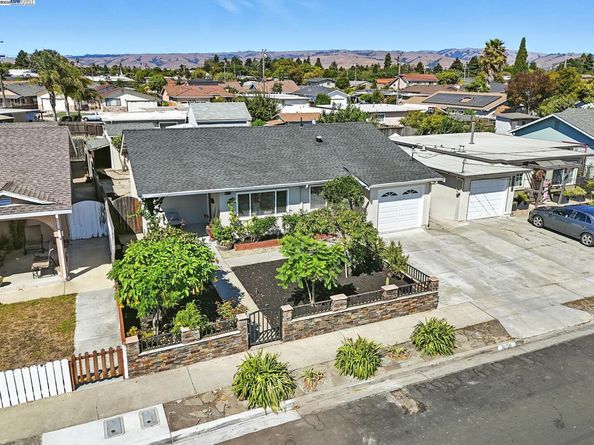 36706 Hafner St, Newark CA 94560