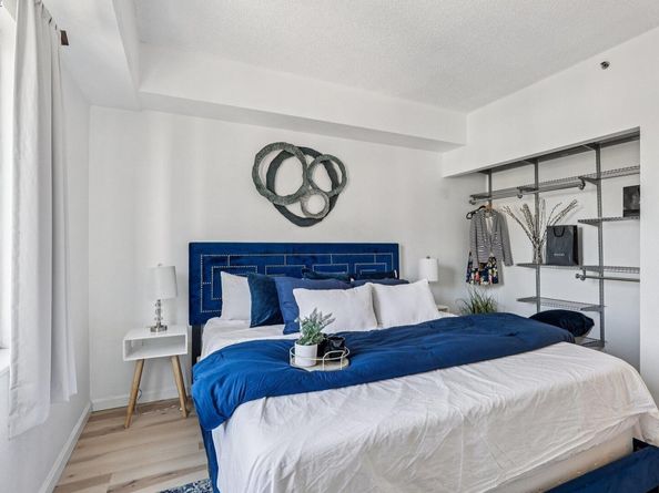988 Franklin 609, Oakland CA 94607