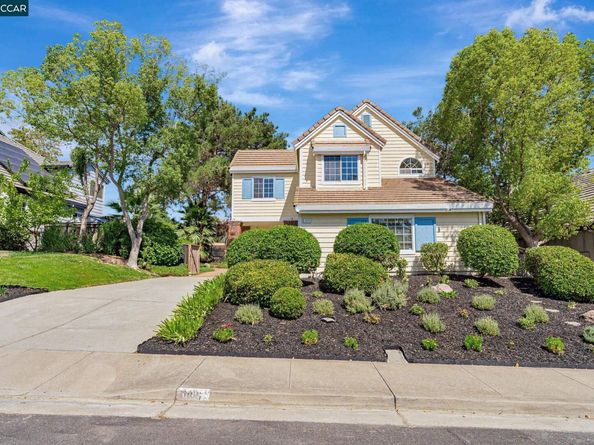 1816 Eagle Peak Ave, Clayton CA 94517