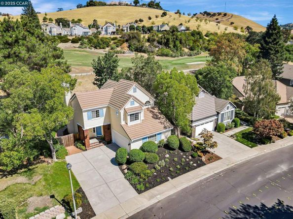 1816 Eagle Peak Ave, Clayton CA 94517