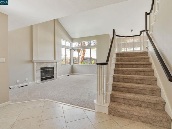 1816 Eagle Peak Ave, Clayton CA 94517