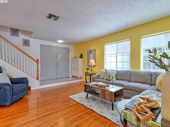 33064 Compton Ct, Union City CA 94587