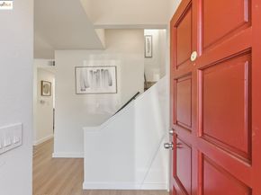 9737 Hillgrade CT, Oakland CA 94603
