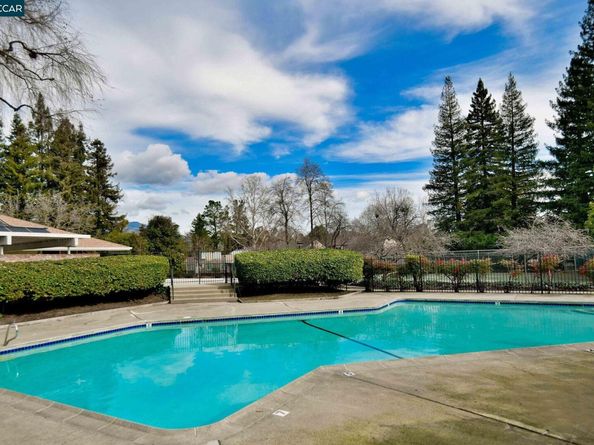 500 Sycamore Cir, Danville CA 94526