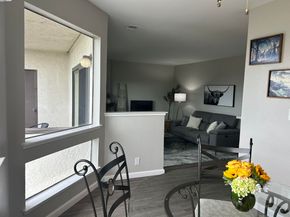 21117 Gary Dr 106, Hayward CA 94546