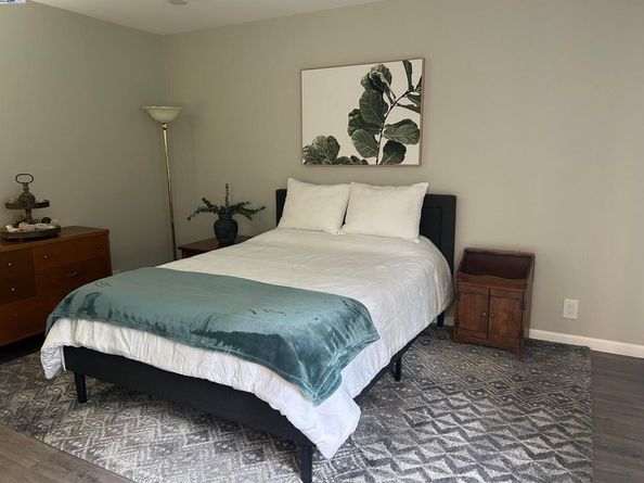 21117 Gary Dr 106, Hayward CA 94546