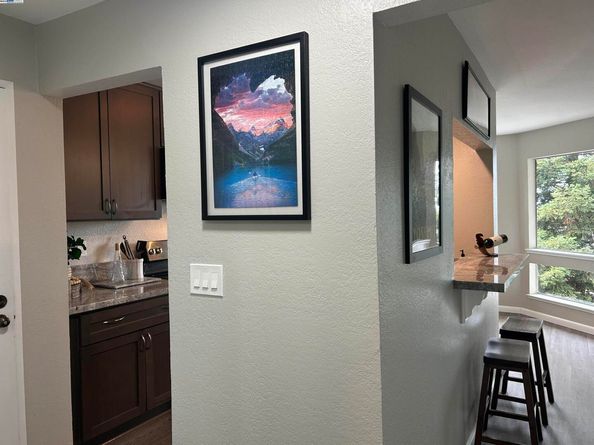 21117 Gary Dr 106, Hayward CA 94546