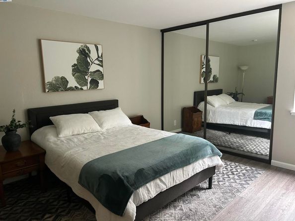 21117 Gary Dr 106, Hayward CA 94546