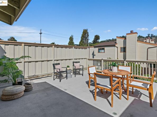 1130 Richmond ST, El Cerrito CA 94530