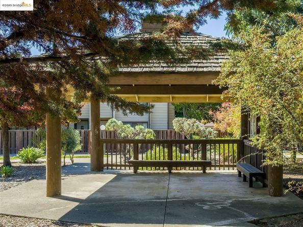 1130 Richmond ST, El Cerrito CA 94530