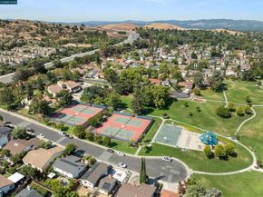 4403 Winterberry Ct, Concord CA 94521