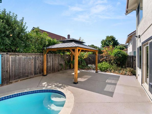 4403 Winterberry Ct, Concord CA 94521