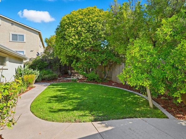 124 Linmore Dr, Fremont CA 94539