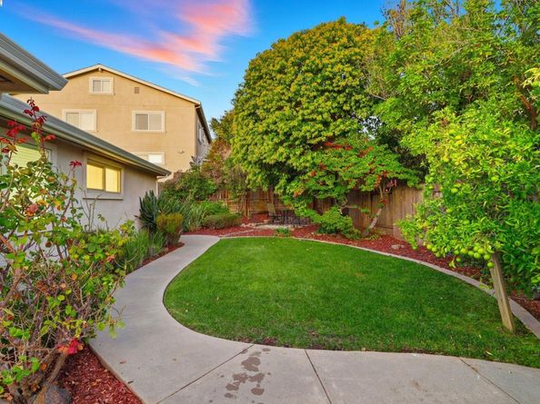 124 Linmore Dr, Fremont CA 94539