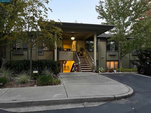 Undisclosed Address #41114570, Walnut Creek CA 94595