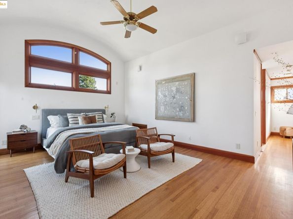 6148 Ocean View Dr, Oakland CA 94618