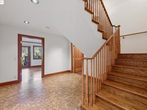 6148 Ocean View Dr, Oakland CA 94618
