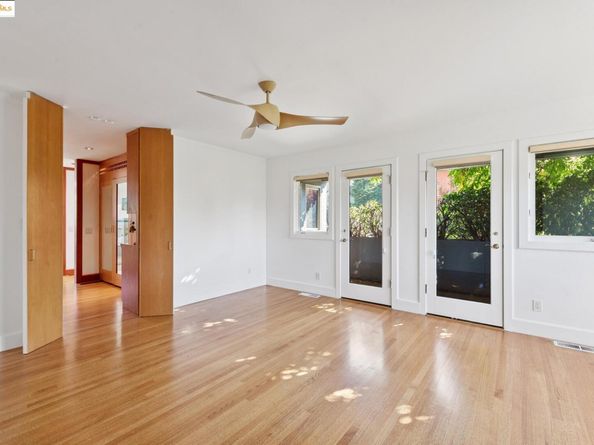 6148 Ocean View Dr, Oakland CA 94618