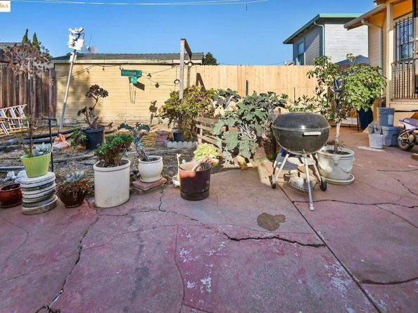 2527 84Th Ave, Oakland CA 94605