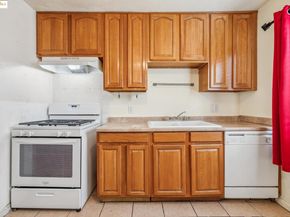 2925 Dohr, Berkeley CA 94702