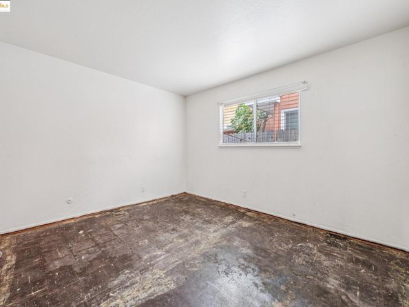 2925 Dohr, Berkeley CA 94702