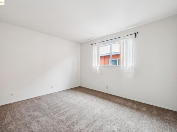 2925 Dohr, Berkeley CA 94702