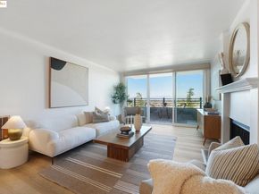 5340 Broadway Ter 403, Oakland CA 94618