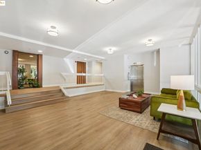 5340 Broadway Ter 403, Oakland CA 94618