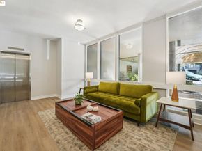 5340 Broadway Ter 403, Oakland CA 94618