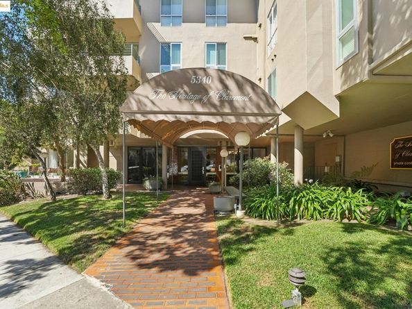 5340 Broadway Ter 403, Oakland CA 94618