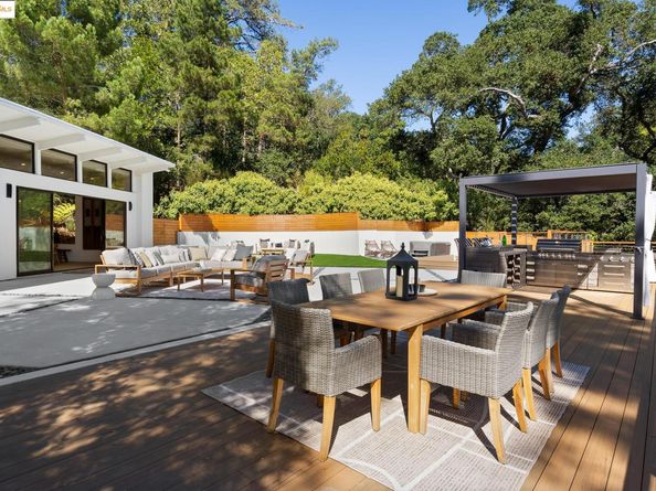 90 Estates Dr, Orinda CA 94563