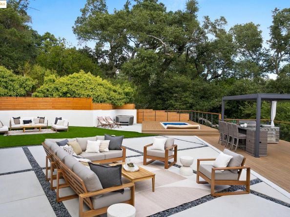 90 Estates Dr, Orinda CA 94563