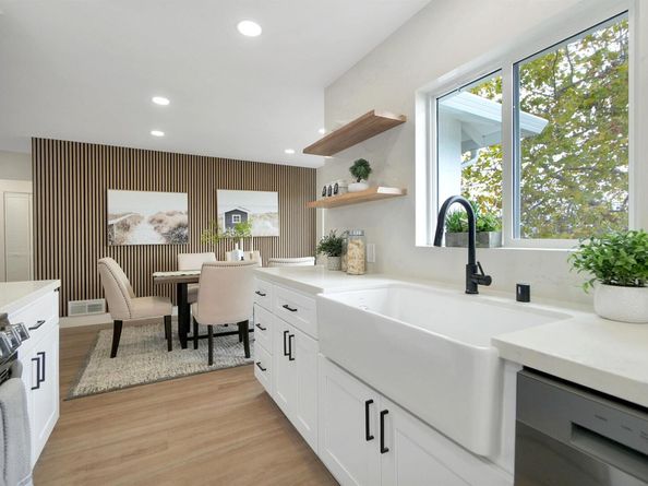 2412 Lyle Ct, Castro Valley CA 94578