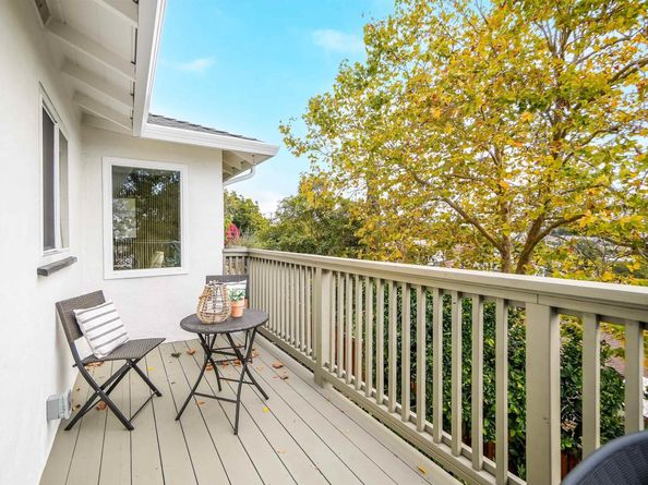 2412 Lyle Ct, Castro Valley CA 94578