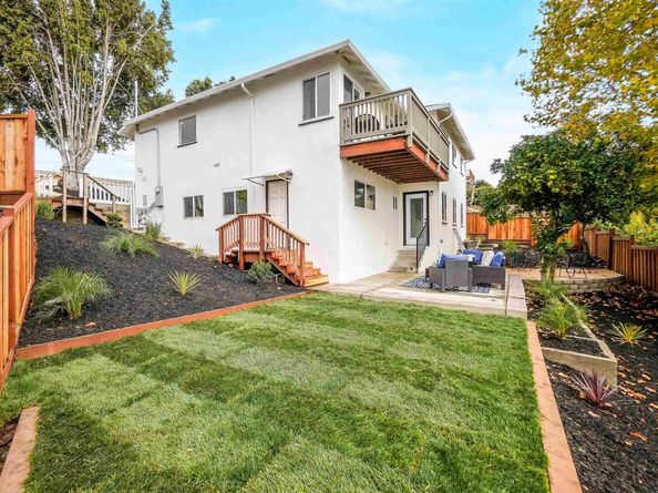 2412 Lyle Ct, Castro Valley CA 94578