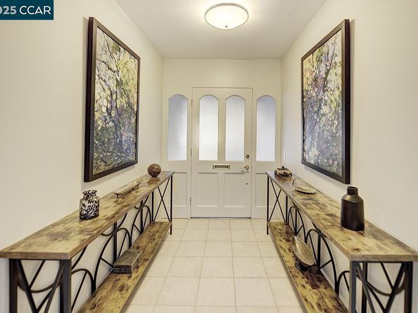 2900 Tice Creek Dr 1 & 3, Walnut Creek CA 94595