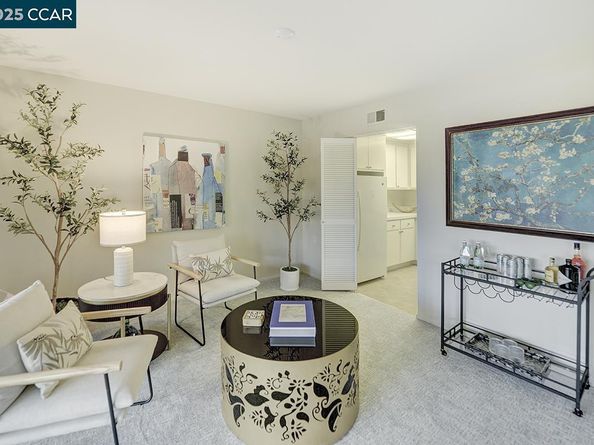 2900 Tice Creek Dr 1 & 3, Walnut Creek CA 94595