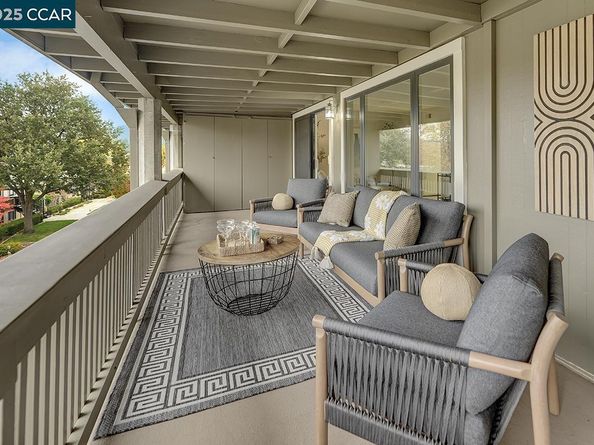 2900 Tice Creek Dr 1 & 3, Walnut Creek CA 94595