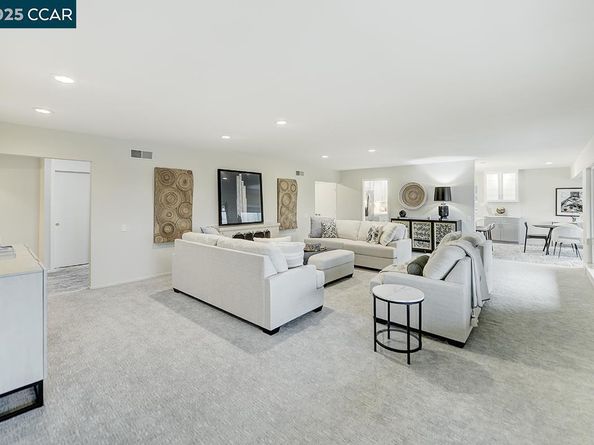 2900 Tice Creek Dr 1 & 3, Walnut Creek CA 94595