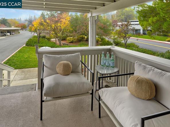 2900 Tice Creek Dr 1 & 3, Walnut Creek CA 94595