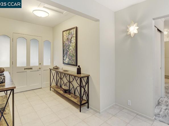 2900 Tice Creek Dr 1 & 3, Walnut Creek CA 94595